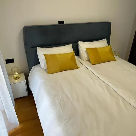 Appleonlux Apartman *