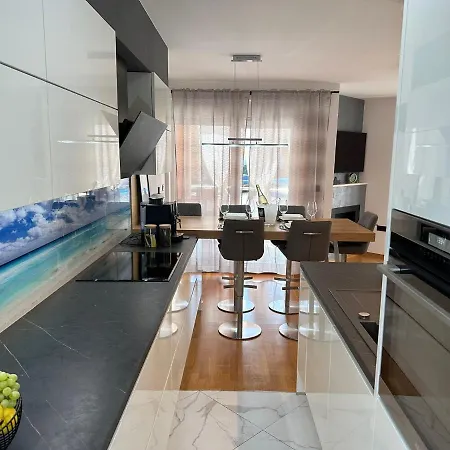 Appleonlux アパート